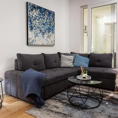 Style Apartment Split